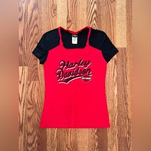 Red and black Harley Davidson tee